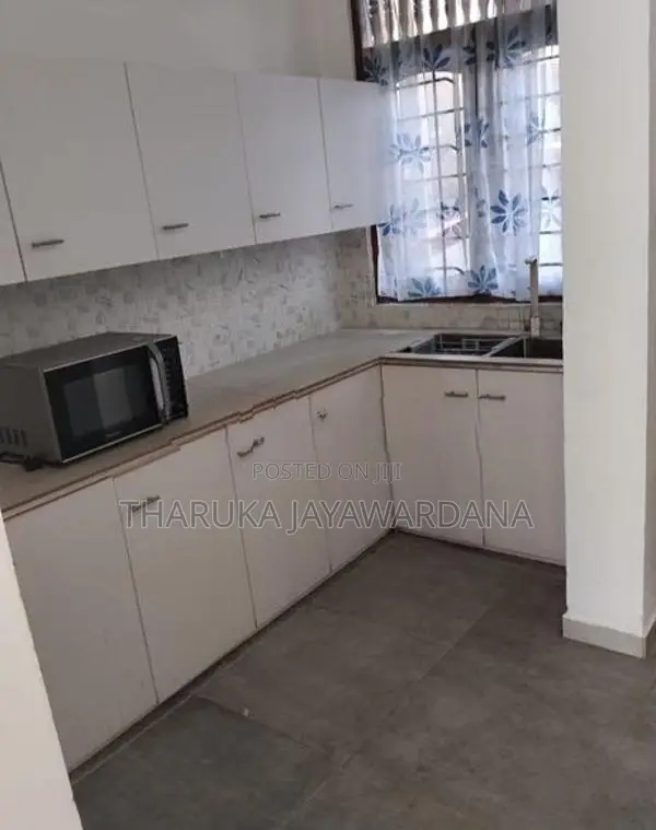 2nd Floor Unit for Rent Embuldeniya