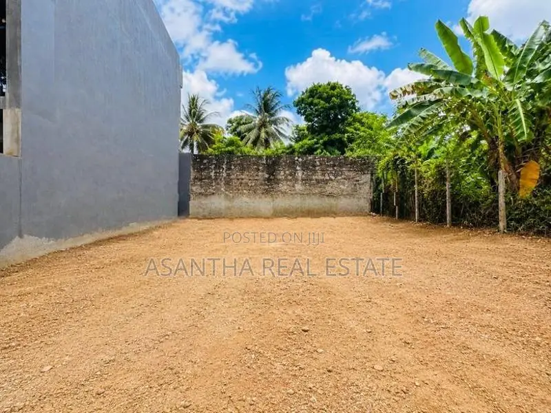 (AF229) 7.5 P Bare Land Sale At 700 M Thalawathugoda