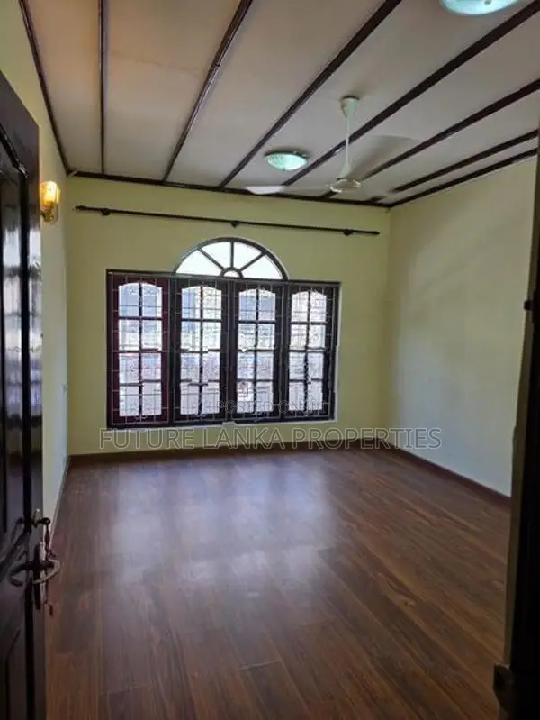 Appartment for Rent in Wellawatte Colombo 6