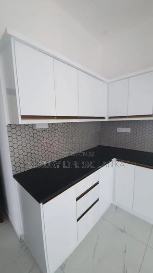 Apartment for Sale in Mount Lavinia