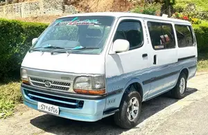 Toyota Dolphin LH102 1990