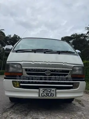 Toyota Dolphin LH103 1995