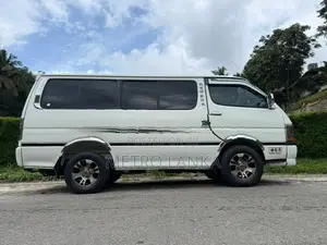 Toyota Dolphin LH103 1995
