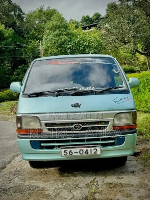 Toyota Dolphin LH102 1992