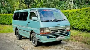 Toyota Dolphin LH102 1992
