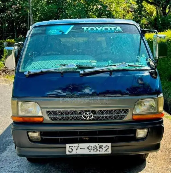 Toyota Dolphin LH113 1991