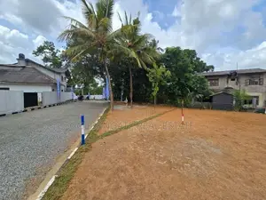 Yakkala Land for Sale