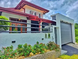 Brand New Spacious Solid House in Kahathuduwa Koralima