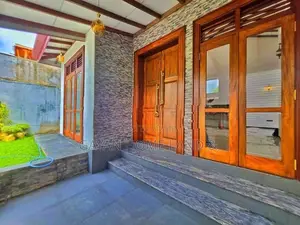 Brand New Spacious Solid House in Kahathuduwa Koralima