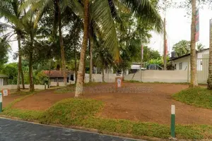 කොට්ටාව අධිවේගී පිවිසුමට සමීපව අගනා නේවාසික බිම් කොටස් විකිණීමට