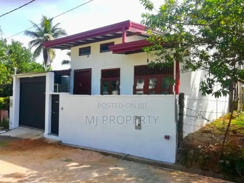 ( IS-1198) Valuable Brand New Single Storey House Sale in Homagama