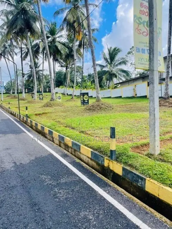Most Precious Land for Sale in Homagama 280 Road