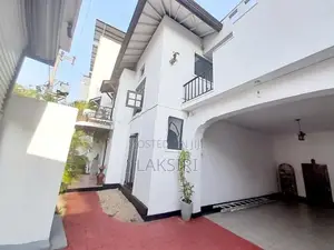 Semi Furnished Modern House Rent office and recidence Nugegoda Mirihan