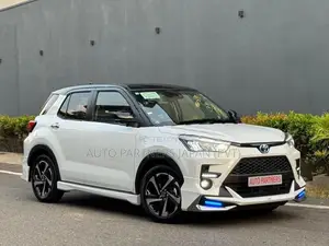 Toyota Raize Z Hybrid AUTOPARKING 2026