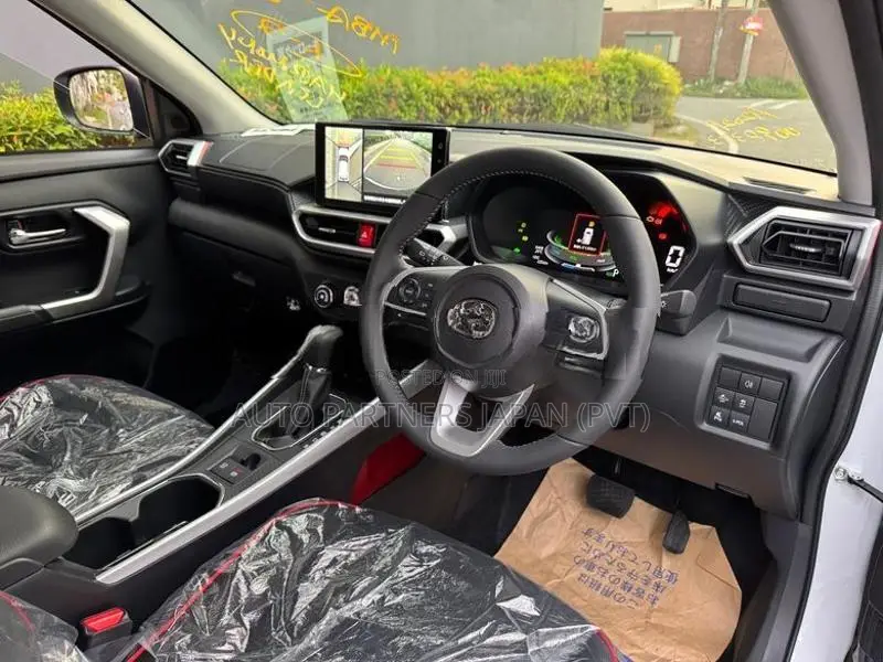 Toyota Raize Z Hybrid AUTOPARKING 2026