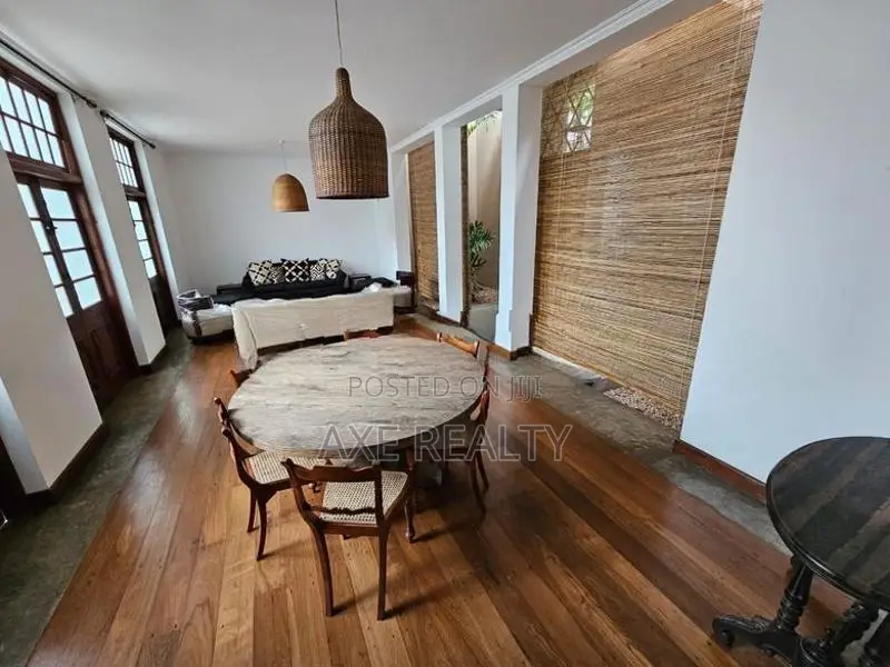 5 Bed House For Rent In Colombo 7 (Ward Place)