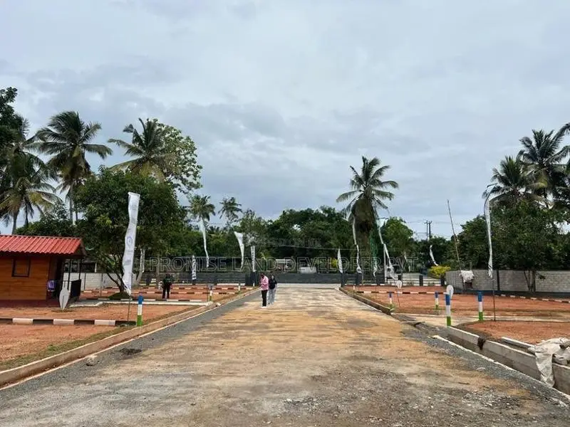 Prime Land Near Wadduwa Beach Y31