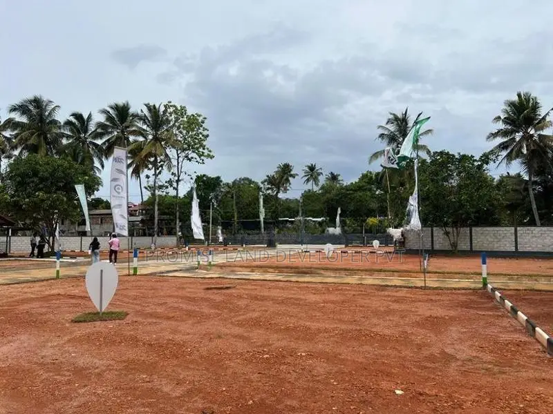 Prime Land Near Wadduwa Beach Y31