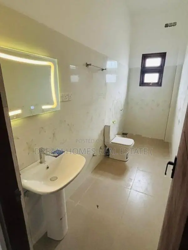 Brand New 2-Storey House for Sale – Athurugiriya, Galwarusa Road