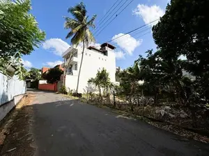 Prime 19.8 Perches in Thalawathugoda