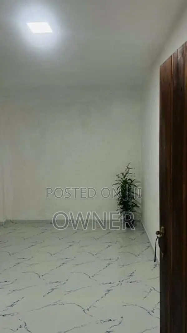 Annex for Rent in Pamunuwila ( Near Kiribathgoda) Only Couples