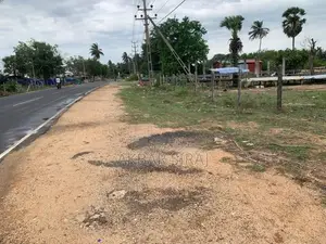 This Land Is Suitable For Business With Residents In Kinniya