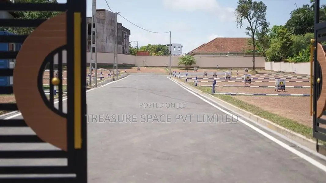 Land for sale at Nugegoda city limits