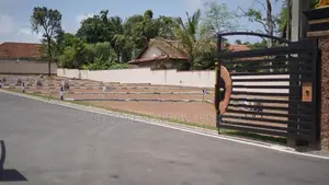 Land for sale at Nugegoda city limits