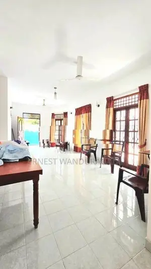 House for Sale in Kottawa -:571