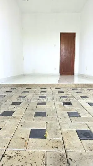 House for Sale in Kottawa -:571