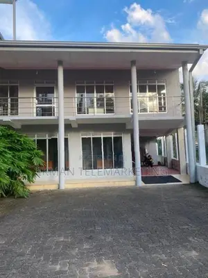 Four-Storied Commercial Building for Sale – Yatiyanthota Town