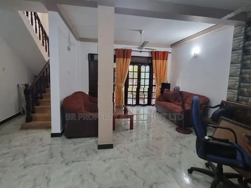 Two Story House for Sale in Nugegoda
