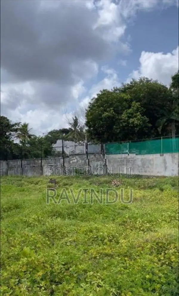 Commercial Land for Sale in Kirulapna