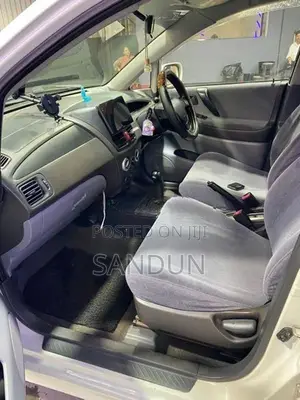 Suzuki Liana 2002