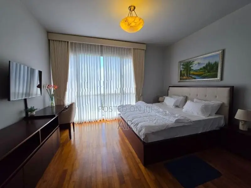 Monarch 3BR Apartment for rent in Colombo 3