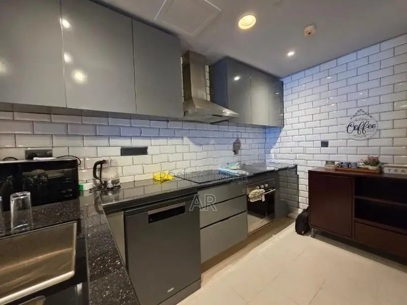Monarch 3BR Apartment for rent in Colombo 3