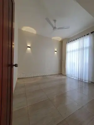 2 BR Apartment for Sale in Malabe - Athurugiriya Road
