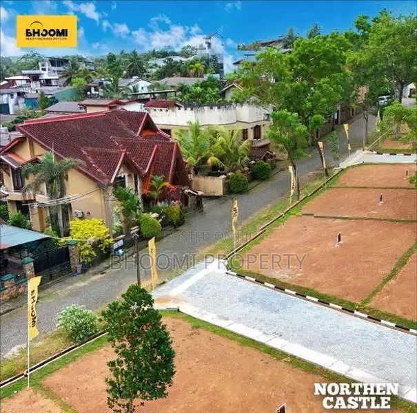 Land For Sale In Athurugiriya Wanaguru Mawatha.
