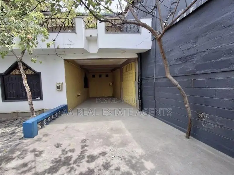 Two Storey House for Sale in Wellampitiya