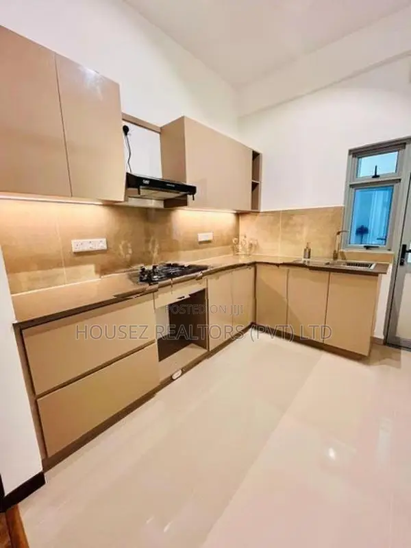 Kahathuduwa 3-Bedroom Ground-Floor Apartment for Rent
