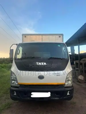 Tata Ultra 812 2015