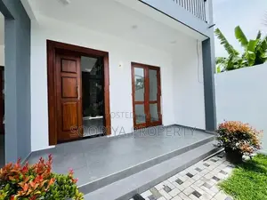 වඩාත් ඉඩකඩ ඇති දෙමහල් නිවසක් විකිණීමට - Piliyandala