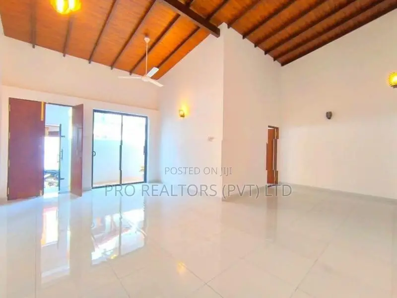 Brand New Single-Storey House for Sale in Athurugiriya