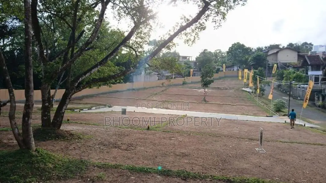 Athurugiriya Prime Location Great Land for Sale