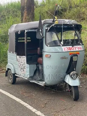 Bajaj RE 1983