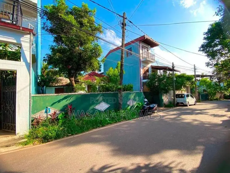 Premium House for sale Boralasgamuwa