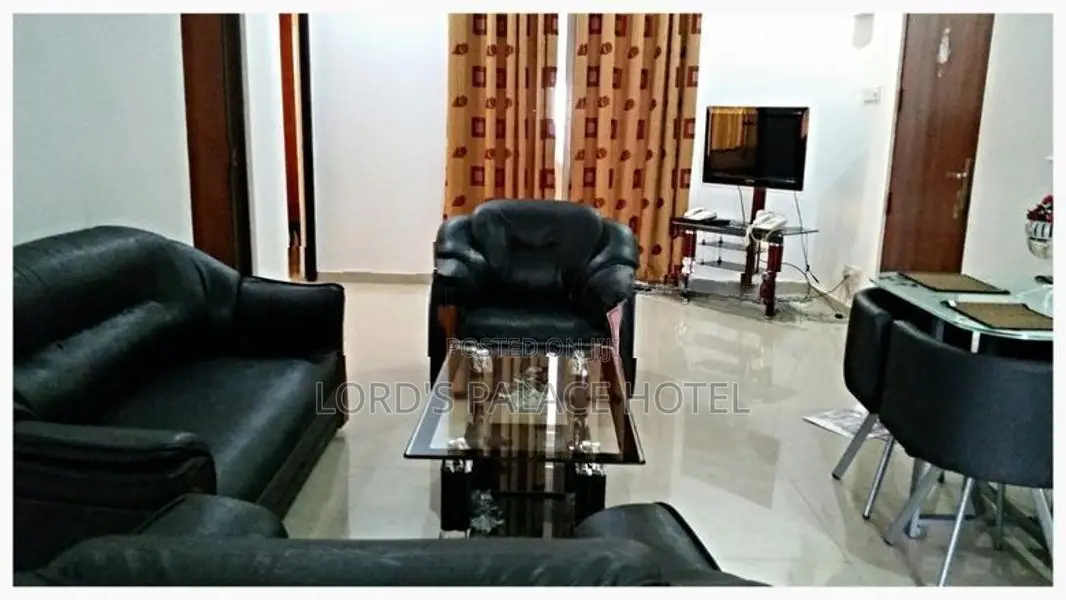 2 BHK Apartment in Wellawatte for Short Term