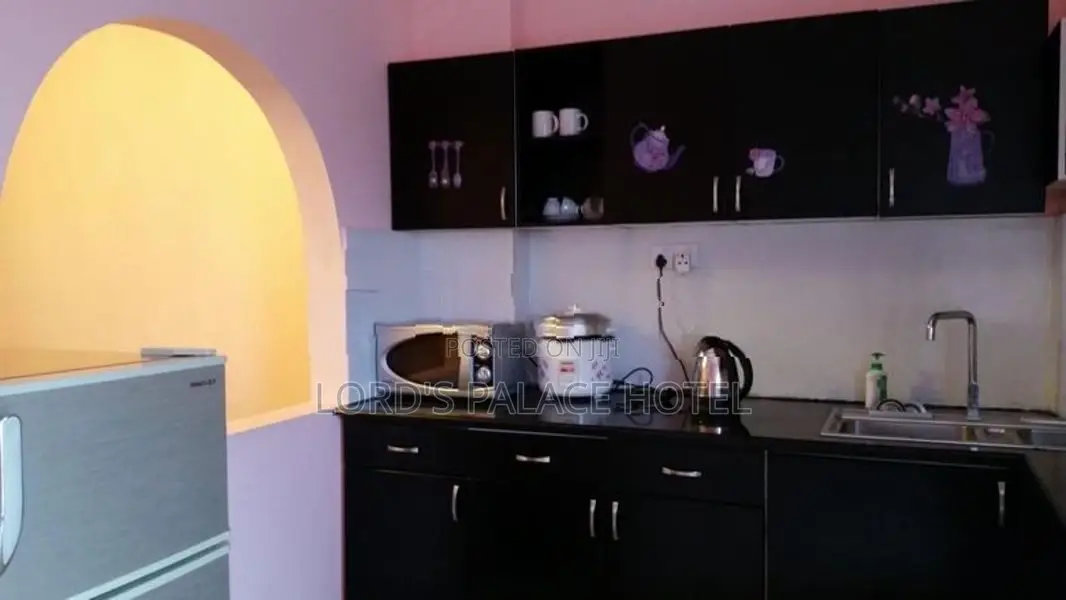 2 BHK Apartment in Wellawatte for Short Term