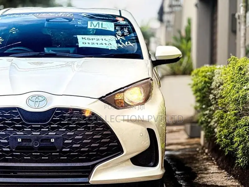 Toyota Yaris X Grade 2024