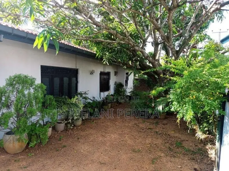 Land with House for Sale in Ekala, Ja-Ela